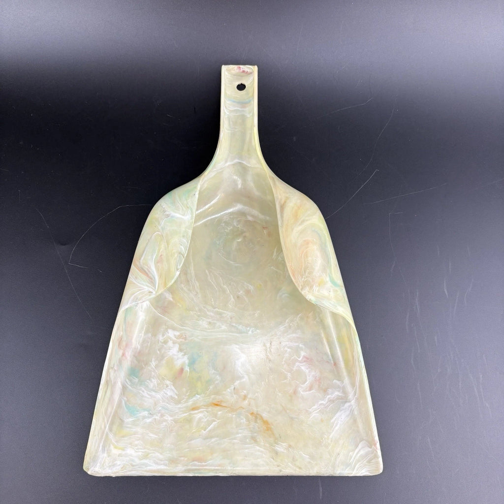 RARE Vintage The Witch Dust Pan Pretty Swirl Plastic Retro Kitchen Broom Dustpan