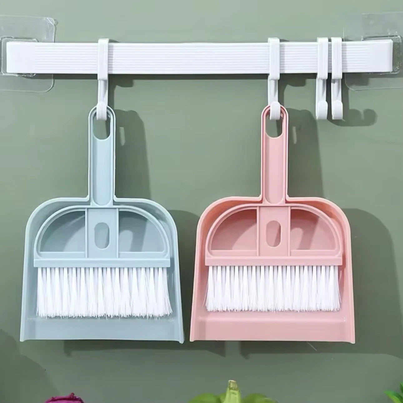 Mini Dust Pan and Brush Desk Cleaning Set Small Cleaning Broom and Dustpan Set