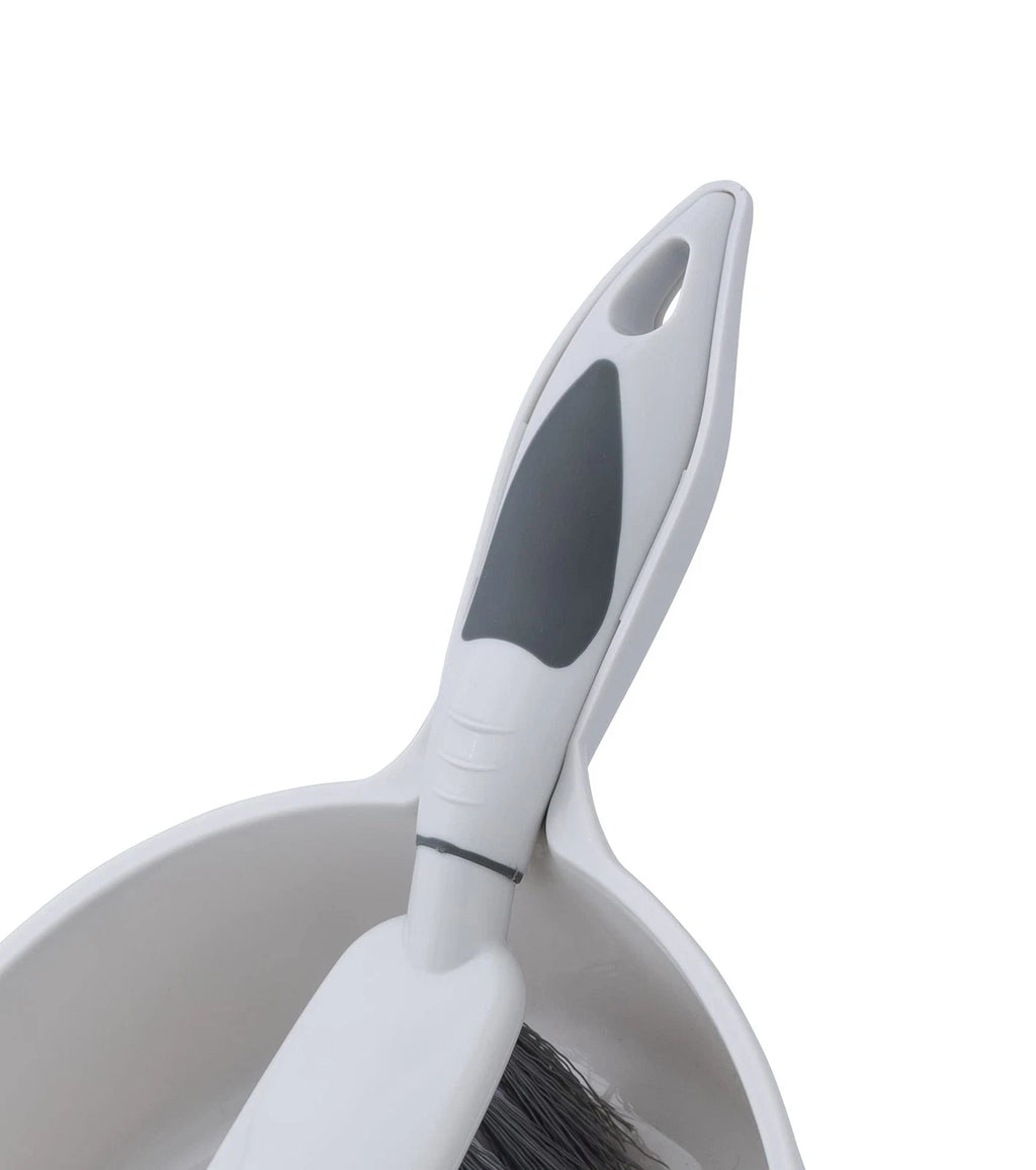 Compact Broom and Dustpan Set for Easy Cleaning of Crumbs and Dirt